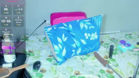 haileystonei online show from May 7, 2026, 6:13 pm