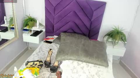 haileystonei online show from July 30, 2026, 11:42 am