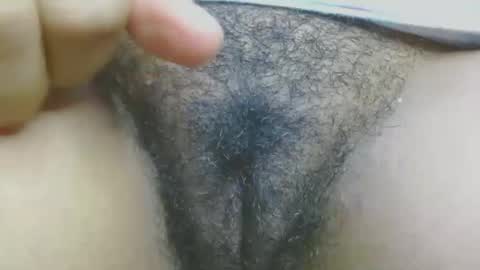 hairygirl83 online show from May 5, 2026, 2:47 pm