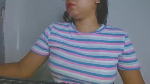 hairygirl83 online show from June 2, 2026, 1:24 pm