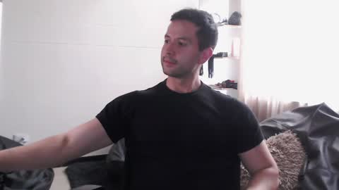 Snapshot of hairyncuteass chatting on January 25, 2025, 9:35 pm hairyncuteass online show from January 25, 2025, 9:35 pm