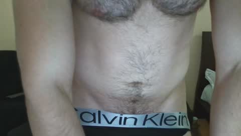 Snapshot of hairyncuteass chatting on January 31, 2025, 12:39 am hairyncuteass online show from January 31, 2025, 12:39 am