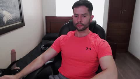 Snapshot of hairyncuteass chatting on February 11, 2025, 3:29 pm hairyncuteass online show from February 11, 2025, 3:29 pm