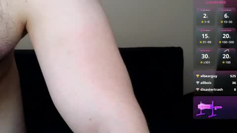hairyncuteass online show from April 30, 2026, 8:57 pm