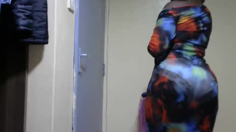 hairypussybigassy001 online show from January 13, 2025, 7:21 pm