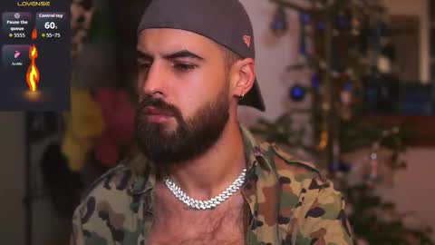 HairyRobXxX online show from December 15, 2025, 4:11 pm