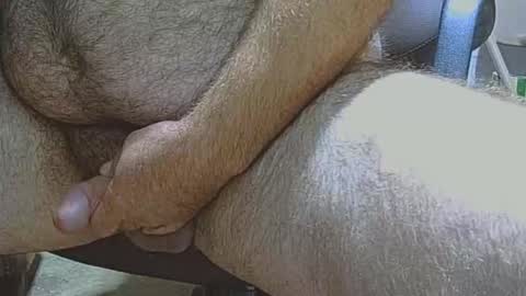 hairysmallfat online show from May 25, 2026, 3:29 pm