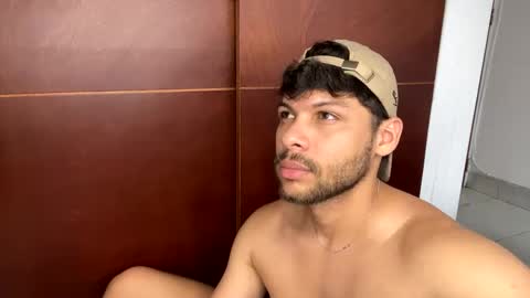 Snapshot of haku_kanjii chatting on February 2, 2025, 9:13 pm Independent       model  online show from February 2, 2025, 9:13 pm