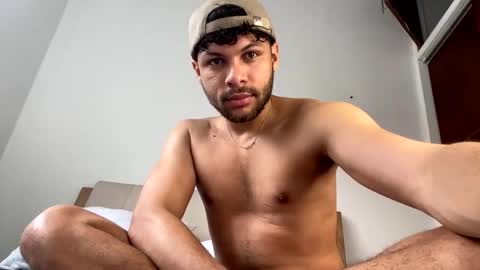 Snapshot of haku_kanjii chatting on February 9, 2025, 3:01 pm Independent       model  online show from February 9, 2025, 3:01 pm