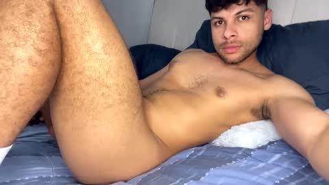 Snapshot of haku_kanjii chatting on March 4, 2025, 8:49 pm Independent       model  online show from March 4, 2025, 8:49 pm