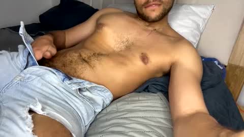 Snapshot of haku_kanjii chatting on March 11, 2025, 11:59 pm Independent       model  online show from March 11, 2025, 11:59 pm