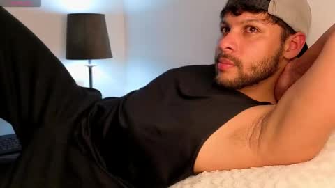 Snapshot of haku_kanjii chatting on October 19, 2025, 1:17 am Independent       model  online show from October 19, 2025, 1:17 am