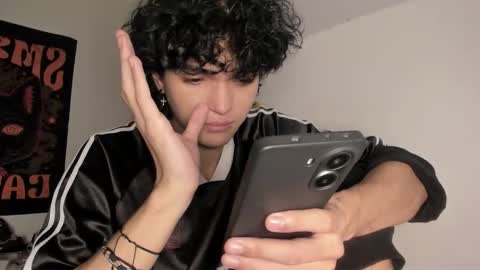 Snapshot of halan_jr chatting on September 15, 2025, 11:05 pm halan online show from September 15, 2025, 11:05 pm