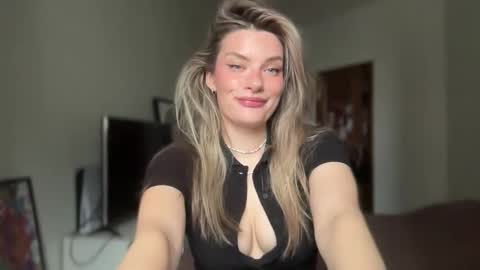 Snapshot of haley_rune chatting on October 5, 2025, 8:12 am haley_rune online show from October 5, 2025, 8:12 am