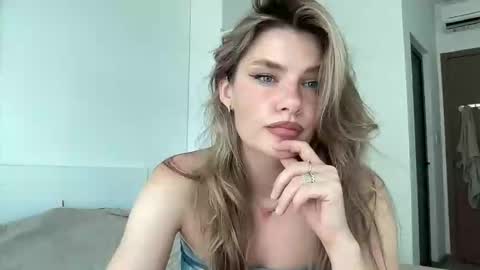 Snapshot of haley_rune chatting on November 5, 2025, 5:07 am haley_rune online show from November 5, 2025, 5:07 am