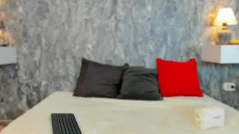 Snapshot of halilalovelace chatting on May 4, 2026, 11:39 am Hali online show from May 4, 2026, 11:39 am