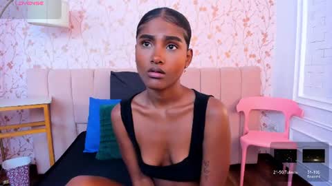 Halley Lorens online show from June 9, 2026, 5:46 pm