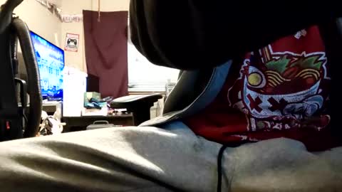 halo3489 online show from January 13, 2025, 11:52 am