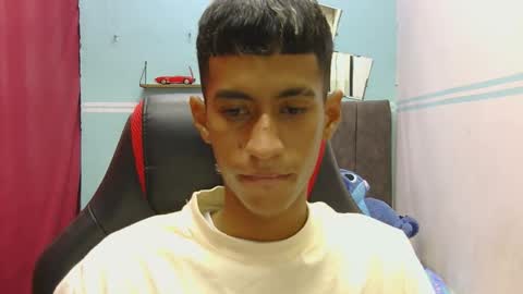 hamcummboy20 online show from May 18, 2026, 9:42 pm