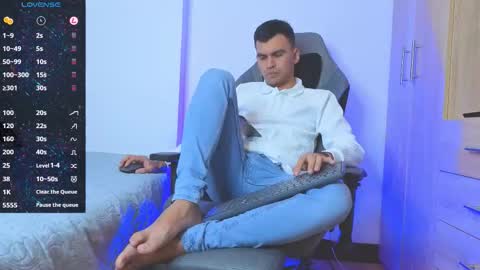 hamiltong12 online show from March 13, 2026, 11:11 pm