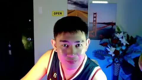 Snapshot of han_davis chatting on October 8, 2025, 10:07 pm Dem online show from October 8, 2025, 10:07 pm