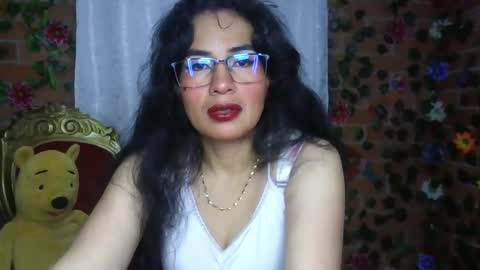 HANMy Dears make sure to follow me here create a FREE account if you dont have one and chat thank you. online show from January 1, 2025, 11:40 pm