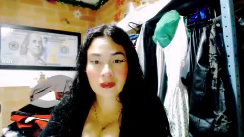 Snapshot of han_deus chatting on October 20, 2025, 3:40 am HANMy Dears make sure to follow me here create a FREE account if you dont have one and chat thank you. online show from October 20, 2025, 3:40 am