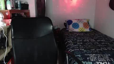 Hanya online show from April 20, 2026, 4:21 pm