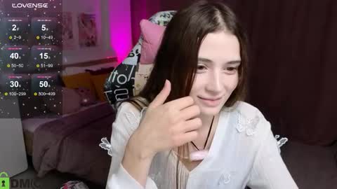 Snapshot of hana_flo chatting on October 10, 2025, 2:27 pm Hana online show from October 10, 2025, 2:27 pm