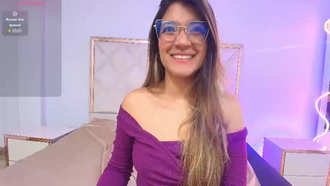Snapshot of hanaa_tay chatting on September 30, 2025, 10:20 am hanaa_tay online show from September 30, 2025, 10:20 am