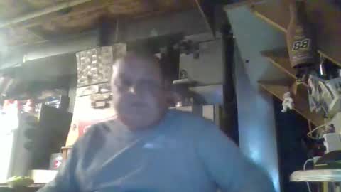 Snapshot of handiemanhere chatting on May 2, 2026, 3:55 am naked man online show from May 2, 2026, 3:55 am