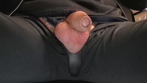 handsfreedude18 online show from February 9, 2026, 12:09 pm