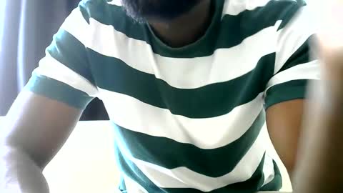 handsome king online show from June 6, 2026, 10:53 am