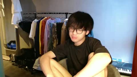 Snapshot of handsome_mannn chatting on June 5, 2026, 6:57 pm handsome_mannn online show from June 5, 2026, 6:57 pm