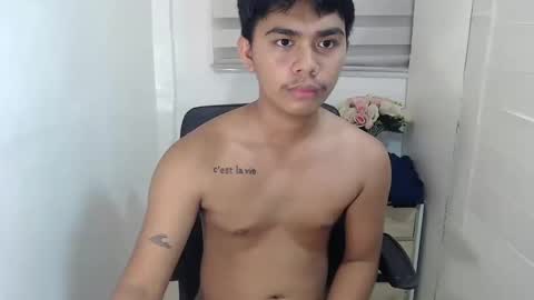 Snapshot of handsome_vanana chatting on March 12, 2025, 3:18 pm handsome_vanana online show from March 12, 2025, 3:18 pm