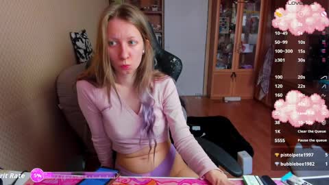 Snapshot of handsome_whale chatting on April 2, 2026, 8:56 am Mila online show from April 2, 2026, 8:56 am