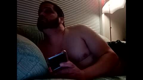 handsomedaddy198923 online show from September 20, 2025, 7:09 am