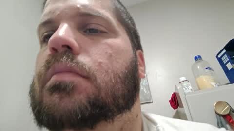 handsomedaddy198923 online show from September 25, 2025, 6:39 am