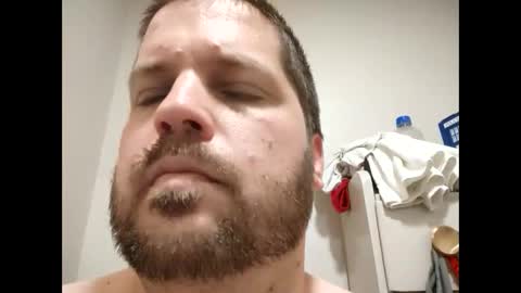 handsomedaddy198923 online show from October 1, 2025, 8:04 pm