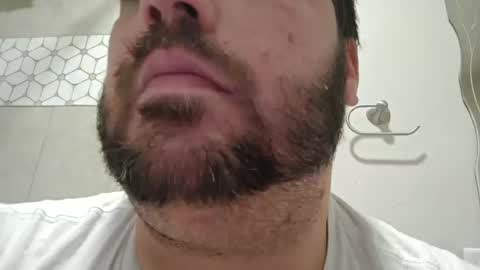 handsomedaddy198923 online show from October 12, 2025, 6:12 am