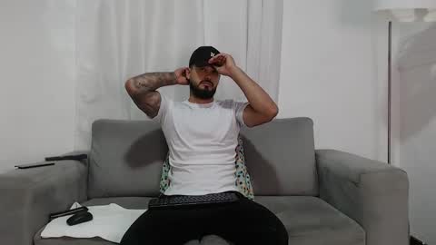 Handsomen online show from February 24, 2026, 12:52 am