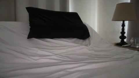 Handsomeone6969 online show from November 13, 2025, 1:37 am