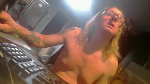 Handystudman online show from December 16, 2024, 5:54 pm