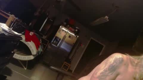 Handystudman online show from December 24, 2024, 7:33 pm