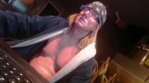 Handystudman online show from January 5, 2025, 3:13 pm