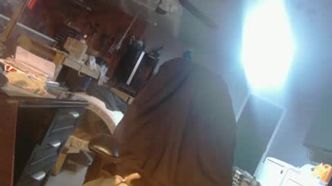 Handystudman online show from March 6, 2025, 11:47 am