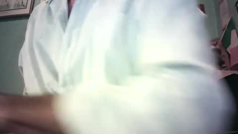 handymanforyou177322 online show from September 25, 2025, 9:29 pm