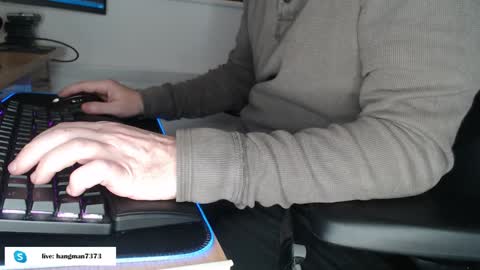 Snapshot of hangman73 chatting on January 9, 2025, 5:00 pm Hangman online show from January 9, 2025, 5:00 pm