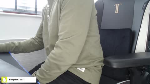 Snapshot of hangman73 chatting on January 14, 2025, 12:45 pm Hangman online show from January 14, 2025, 12:45 pm