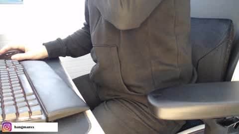 Snapshot of hangman73 chatting on January 29, 2025, 10:37 am Hangman online show from January 29, 2025, 10:37 am